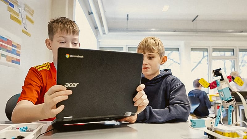 Empowering education with Acer Chromebooks: a success story - Acer for ...